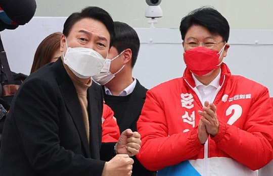 대선 당시 윤석열 대통령과 장제원 의원. 연합뉴스